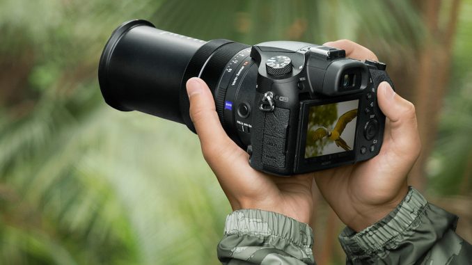 best-digital-camerassony-rx10-iv-lifestyle-press-1500x1000